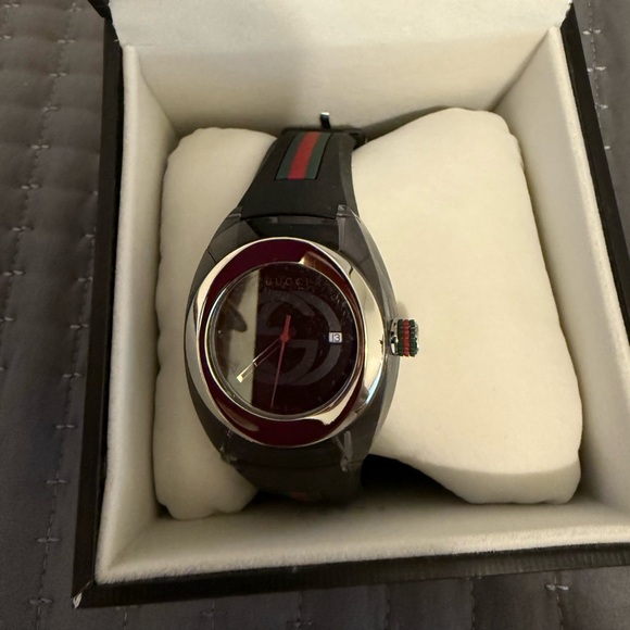 New - Picture 2 of 5